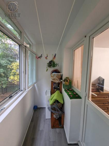Apartament cu 3 camere decomandat, mobilat în Drumul Taberei