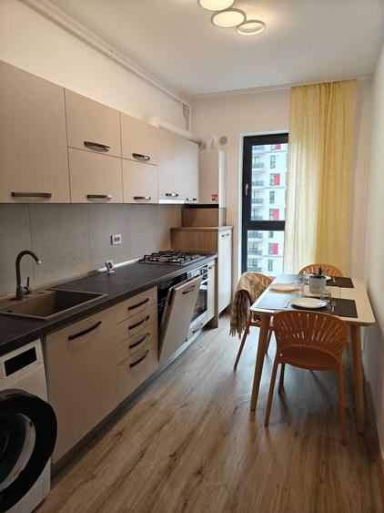 Apartament cu 2 camere decomandat, mobilat în Lujerului