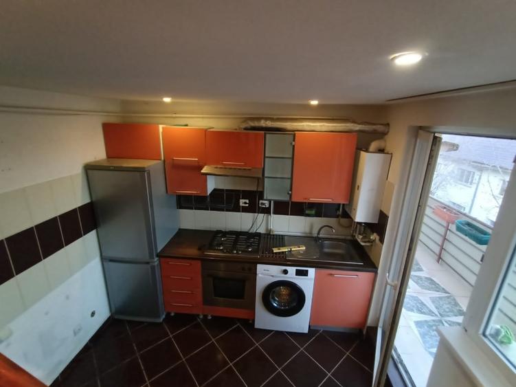 Apartament cu 2 camere semidecomandat în Central