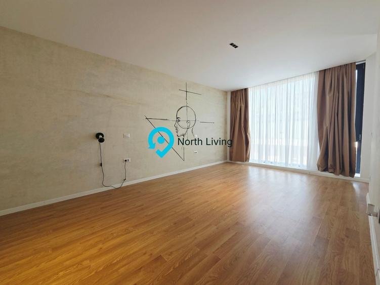 Duplex cu 5 camere cu Canalizare în Nord-Vest