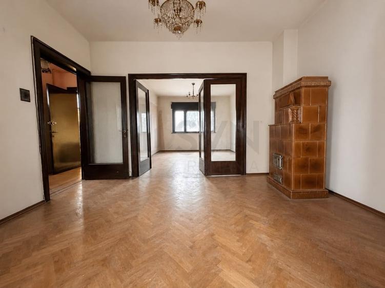 Casă cu 5 camere cu Teren 100 Mp în Alba Iulia