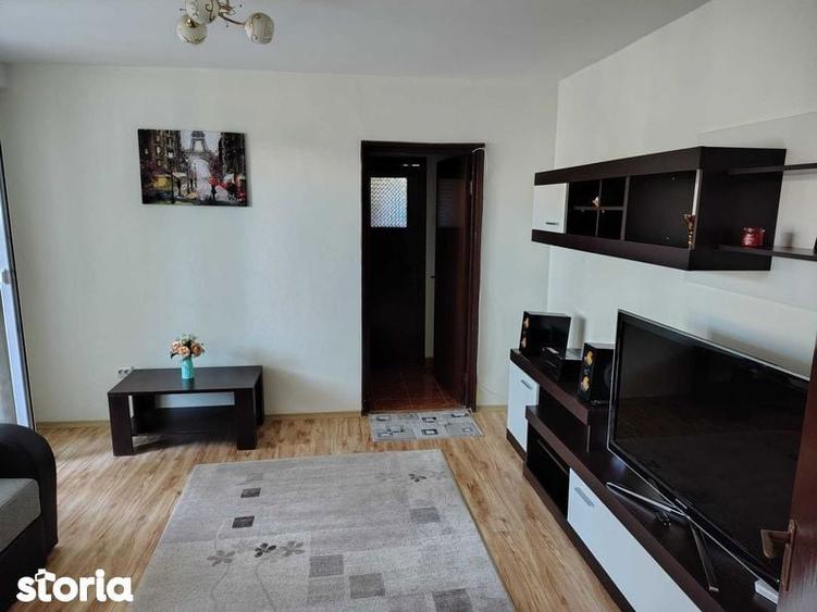 Apartament cu 2 camere semidecomandat în Central