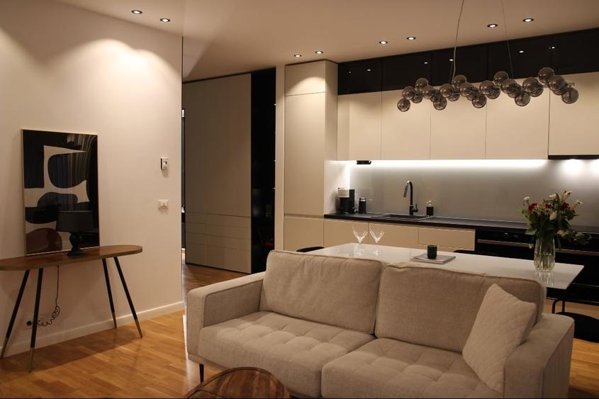 Apartament cu 3 camere decomandat, mobilat în Domenii