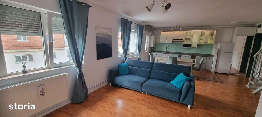 Apartament cu 3 camere decomandat în Hipodrom 2