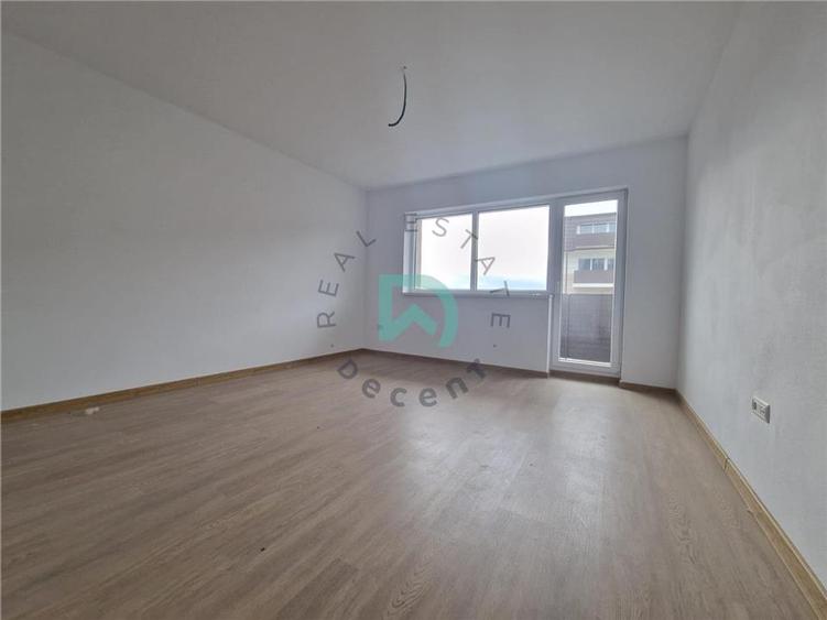 Apartament cu 2 camere decomandat în Sânpetru