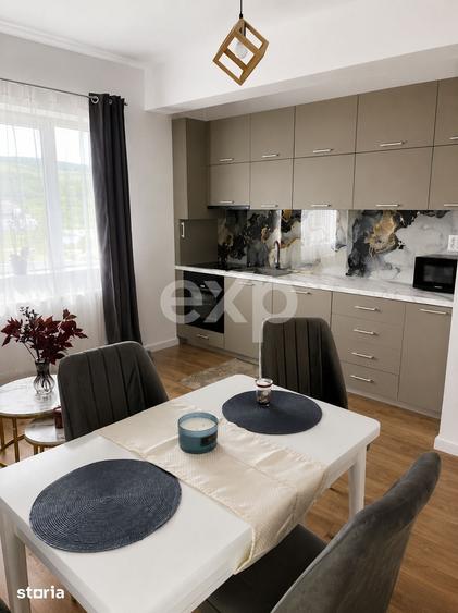 Apartament cu 3 camere în Florești