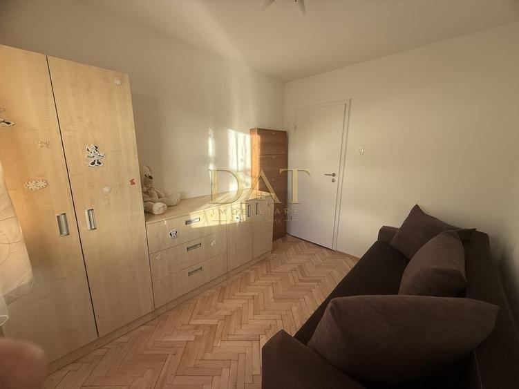 Apartament cu 3 camere semidecomandat în Mănăștur