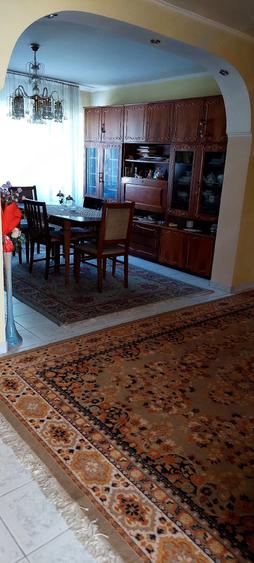 Casă cu 3 camere cu Teren 328 Mp în Central