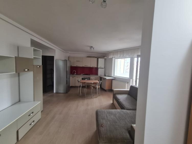 S.C VIMAK Imobiliare vinde apartament 2 camere Tractorul. - 2