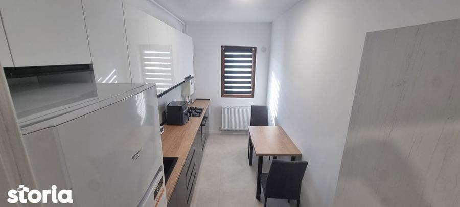 Apartament cu 2 camere decomandat în Metalurgiei