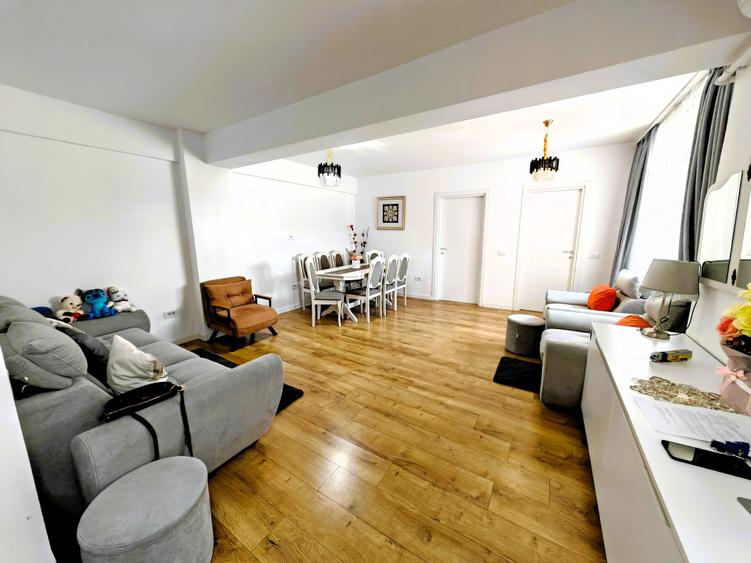 Apartament cu 3 camere decomandat, mobilat în Nord