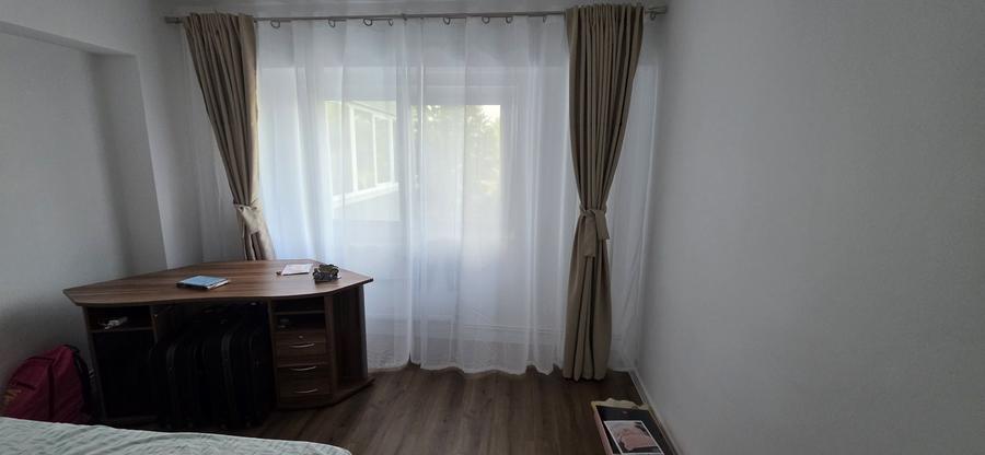 Apartament cu 3 camere decomandat în Lunca Cetățuii
