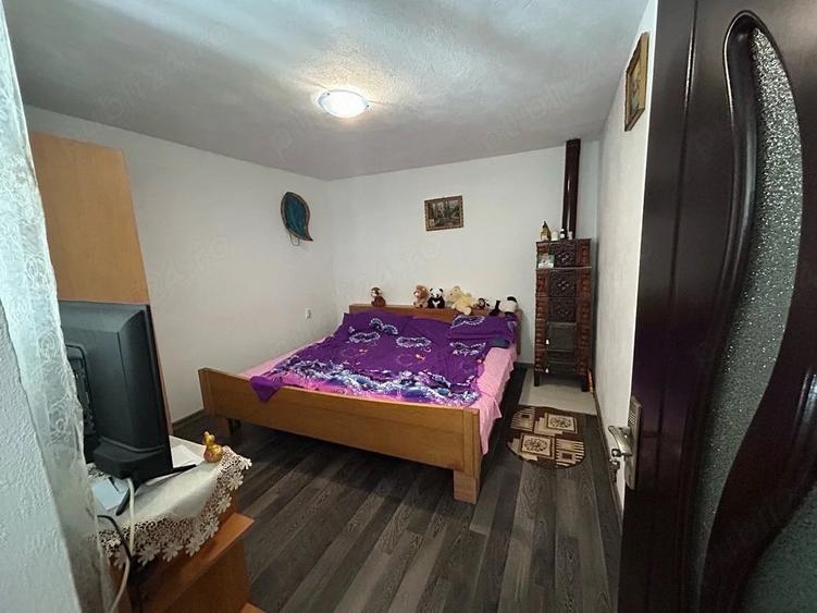 Casă cu 3 camere cu Teren 410 Mp în Ciofrângeni