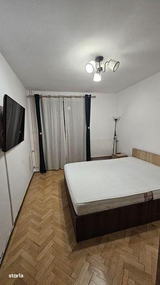 Apartament cu 3 camere semidecomandat, mobilat în Lujerului