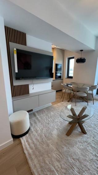 Apartament cu 2 camere decomandat în Pipera