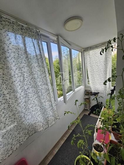 Apartament cu 2 camere decomandat în Tudor