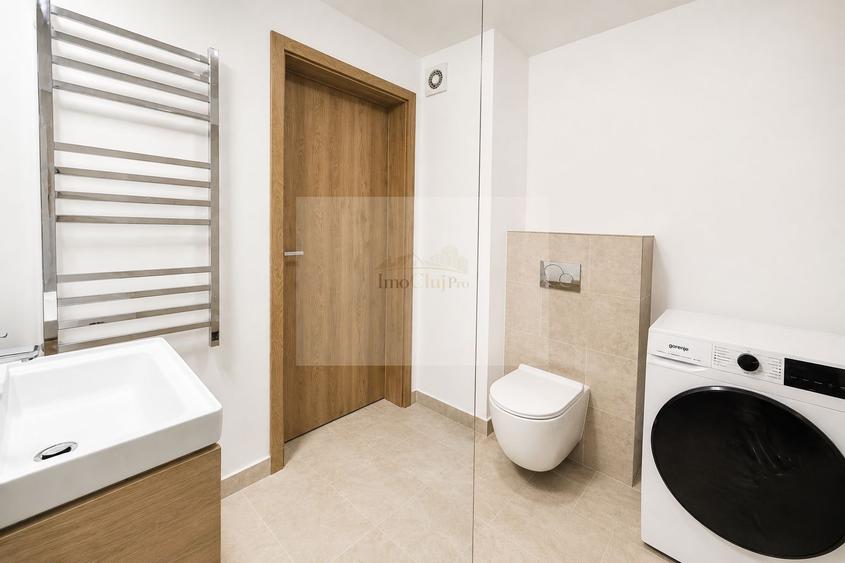 Apartament cu 2 camere semidecomandat, mobilat în Semicentral