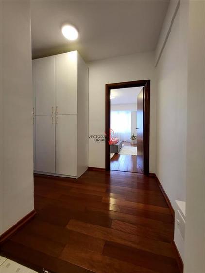 Apartament cu 2 camere decomandat, mobilat în Basarabia