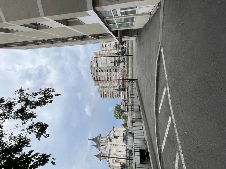 Spațiu comercial, de 55 mp, în Centru Civic