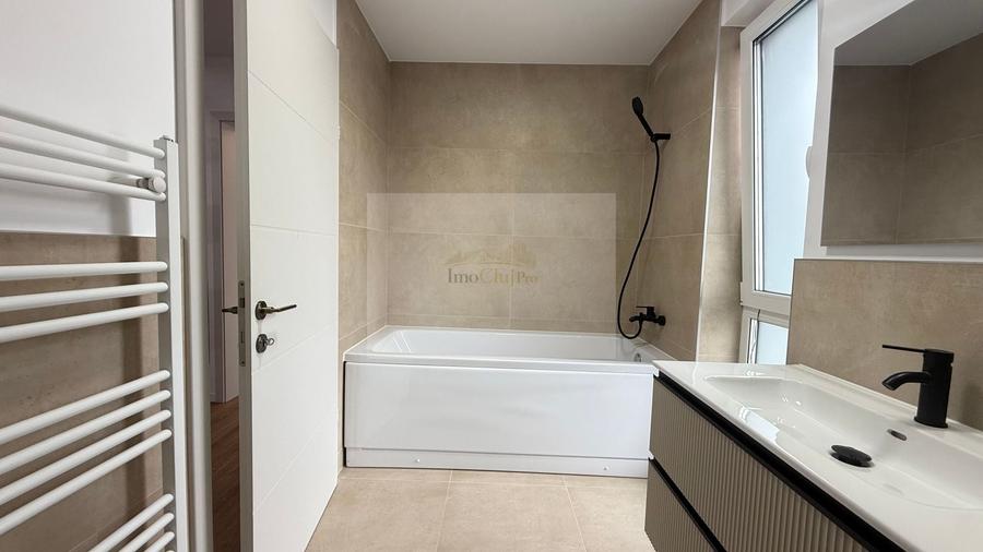 Duplex cu 4 camere cu Canalizare în Iris
