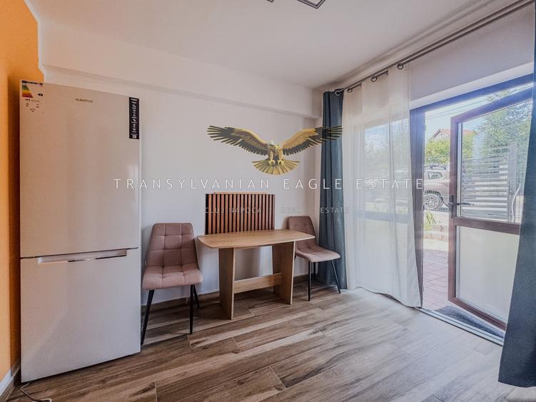Apartament cu 2 camere semidecomandat, mobilat în Borhanci