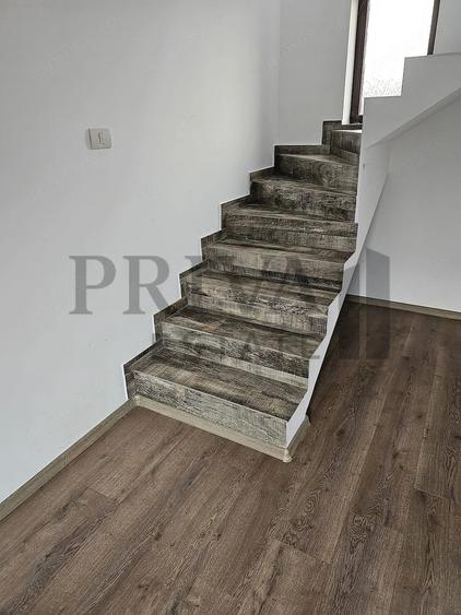 Casă cu 3 camere cu Teren 150 Mp în Oloșag