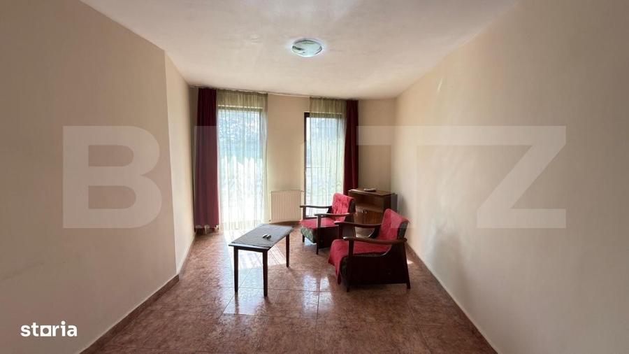 Apartament cu 3 camere în Careiului