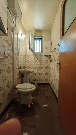 Apartament cu 4 camere semidecomandat în Gorjului