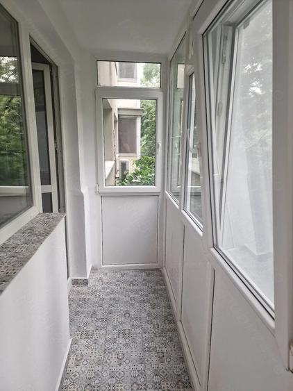 Apartament cu 2 camere decomandat în Drumul Taberei
