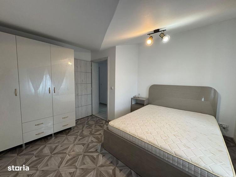 Apartament cu 3 camere, mobilat în Central