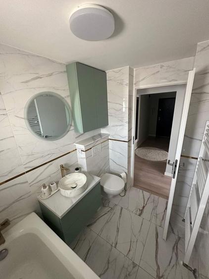 Apartament cu 2 camere decomandat în Central