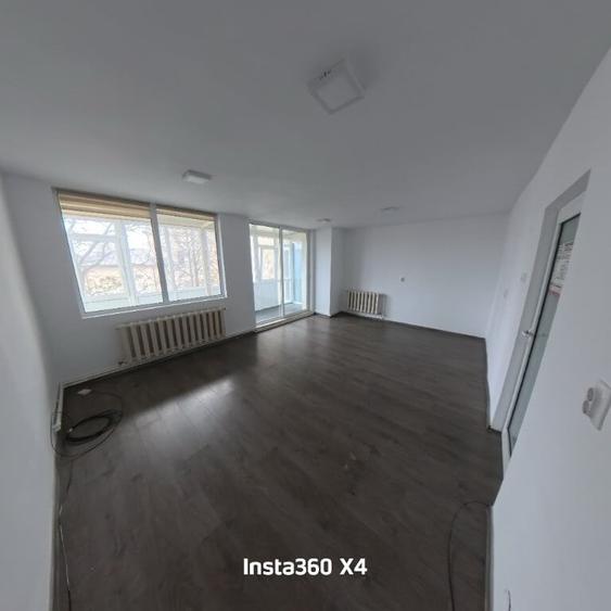 Spațiu comercial, de 33 mp, în Independenței