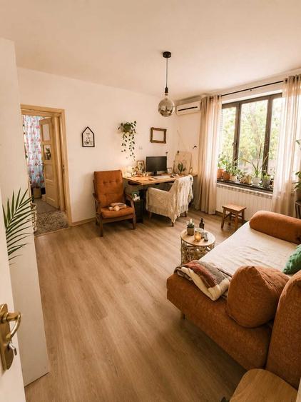 Apartament cu 2 camere semidecomandat în Central