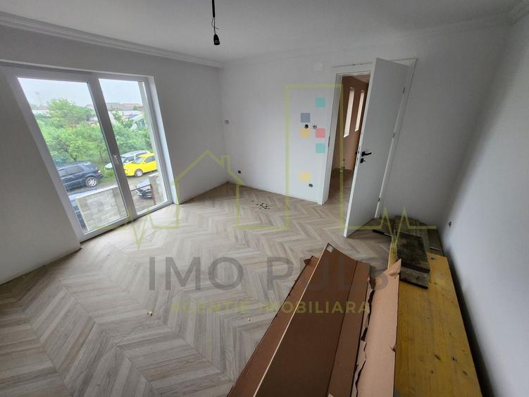 Casă individuală cu 5 camere cu Canalizare în Ghiroda