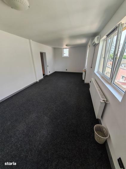 Duplex | Centrul Civic | Spatiu Birouri | Centrala proprie | 2 intrari - 15