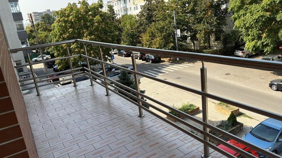 Apartament cu 2 camere decomandat în 9 Mai