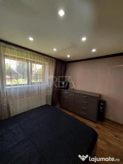 Apartament cu 3 camere semidecomandat în Vitan