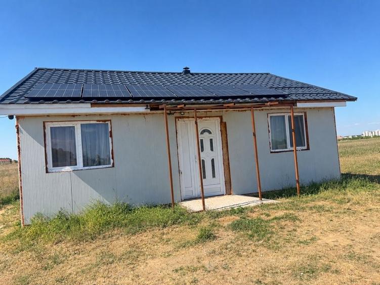 Casă cu 3 camere în Giroc