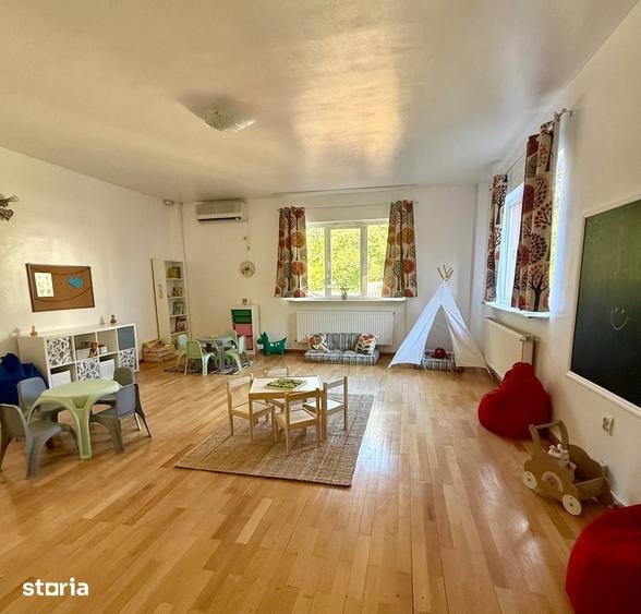 Casă cu 6 camere cu Teren 371.59 Mp în Dămăroaia