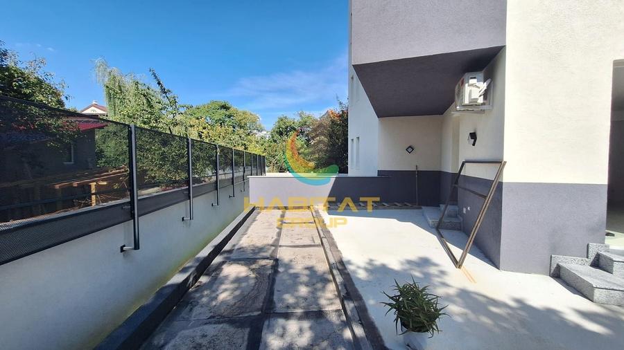Apartament cu 4 camere semidecomandat în Brâncoveanu