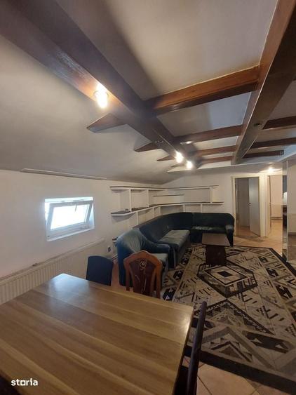 Apartament cu 4 camere în Central
