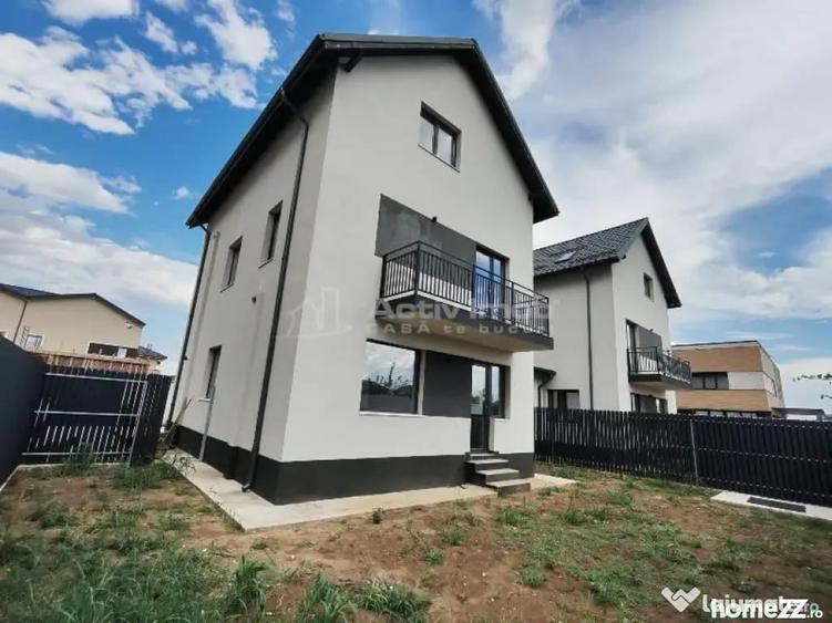 Casă cu 4 camere cu Teren 225 Mp în Prelungirea Ghencea