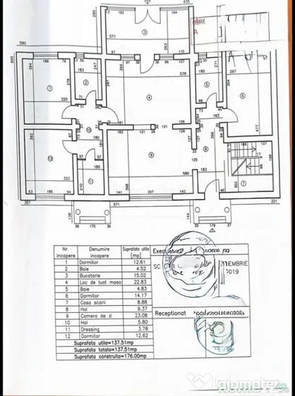 Casă cu 7 camere cu Teren 1500 Mp în Central