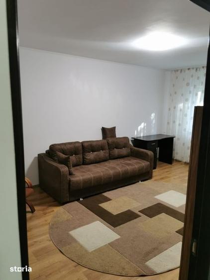 Apartament cu 2 camere decomandat în Nicolina