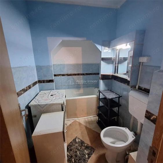 Apartament cu 2 camere decomandat, mobilat în Central