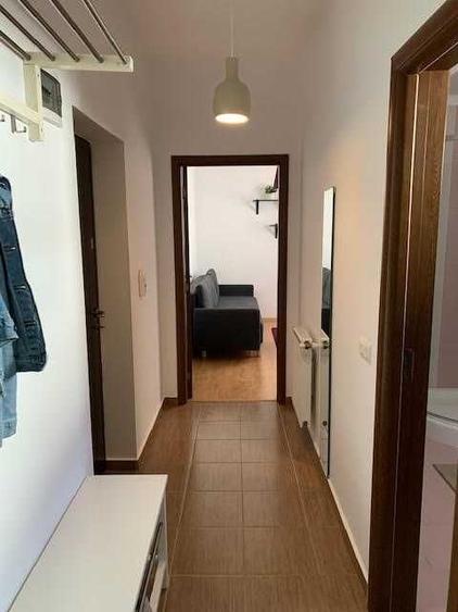 Garsonieră decomandată în Bucureștii Noi