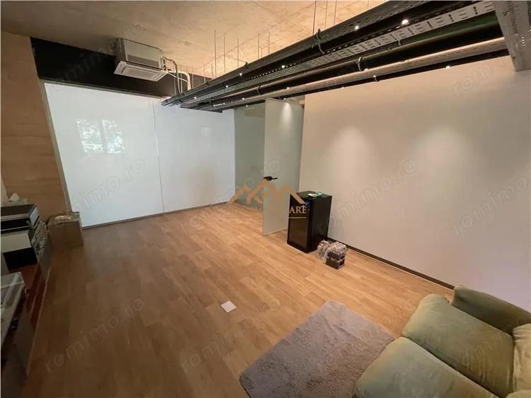 Spațiu comercial, de 187 mp, în Central