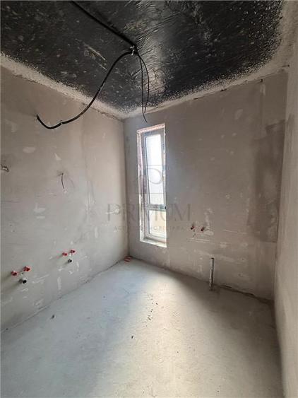 Duplex cu 4 camere cu Canalizare în Moșnița Nouă