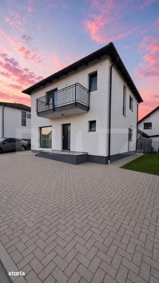 Casă cu 4 camere cu Teren 260 Mp în Ipotești