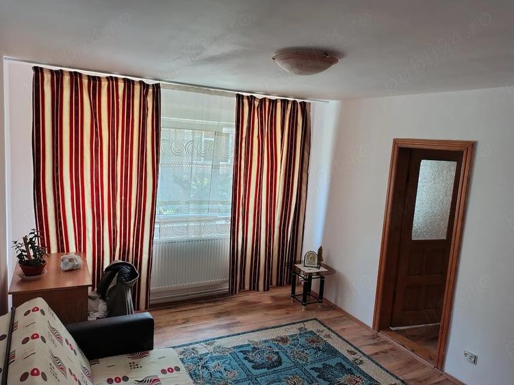 Apartament cu 2 camere nedecomandat în Micro 11